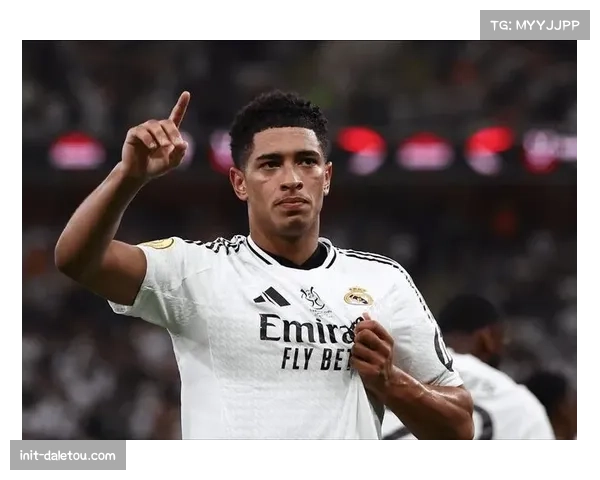 西甲公布四月最佳球员候选，贝林厄姆、莱万在列